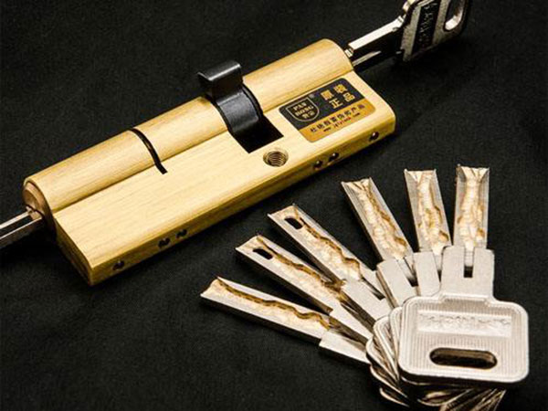 东港24小时上门开锁公司